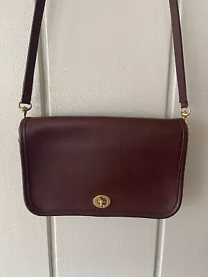 Vintage Coach 9755 Brown Leather Crossbody Handbag • $125