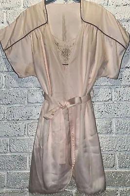 $29 • Buy Vtg. Pink Val Mode Silky Lace And Embroidered Nightgown/Robe Set Lingerie S USA