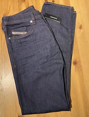 Diesel Buster 084HN Regular Slim Tapered Jeans BNWT Designer Mens Denim Clothing • £69