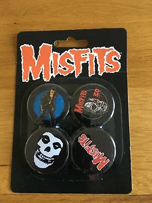 Misfits-Badge Pack • £6