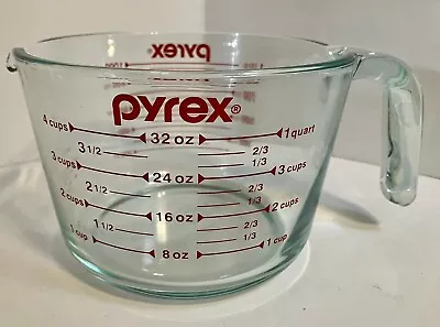 PYREX 4-Cup 1-Quart 32 Oz Green Glass W/ Red Lettering Measuring Cup  EUC • $10