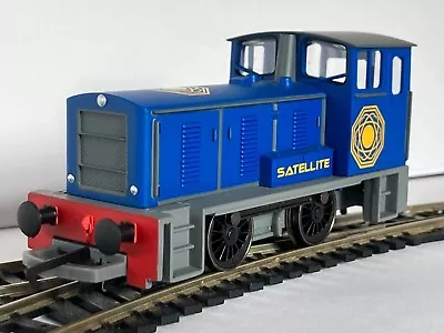 Hornby OO Gauge 0-4-0 Industrial Diesel Locomotive Satellite  BRAND NEW • £29.95