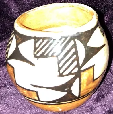 Native American Clay Pot Miniature Vtg Handbuilt Painted Pottery Indian Art • $24.89