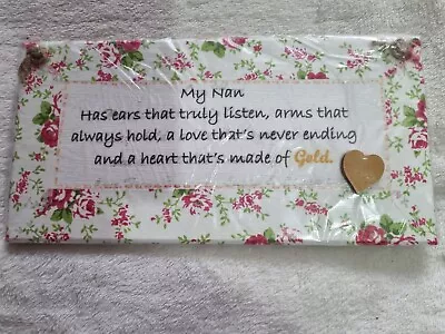 Mother's Day Plaque For Nan With Gold Heart • £3