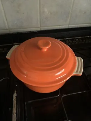 Le Creuset Orange Ceramic Stoneware Casserole Dish Pot With Lid 22cm • £36.99