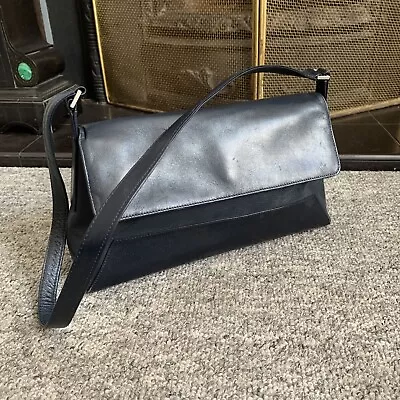 Tula Navy Soft Real Leather Shoulder Bag • £20
