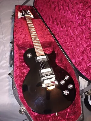 Epiphone Les Paul Studio E1 6-string Electric Guitar - Ebony  • $300