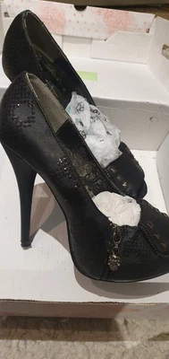 £7.50 • Buy Iron Fist Heels UK 6