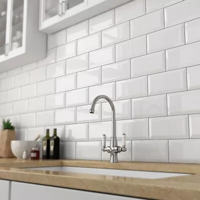 METRO WHITE  20 X 10cm GLOSS WALL TILES - JOB LOT OF 6 SQ.METERS • £160