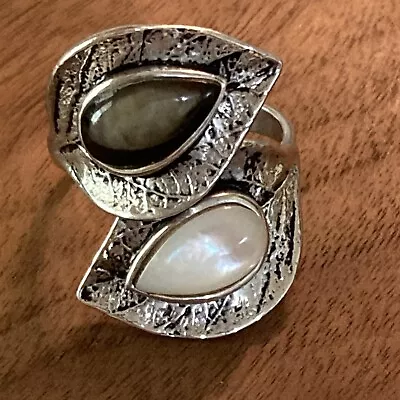 Beautiful CFJ Abalone Sterling Silver Large Ring Size 10 • $0.99