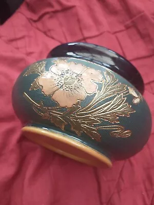 £5 • Buy Collectable Vintage Ceramic Ashtray With Lid.