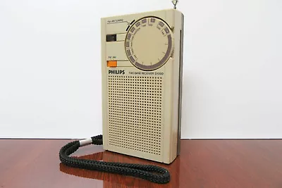 Vintage Philips D-1000 Two Band Receiver Transitor Radio • $74.10