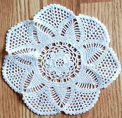 Doily Vintage Crochet Table Dresser Mat Handmade Round Scalloped White Cotton 9  • $15