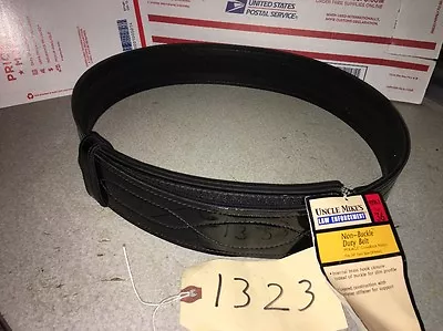 Size 36  (91cm) Belt 2.25  Wide Michaels Of Oregon Co Mirage Duty Belt • $19.99