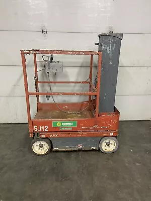 2013 Skyjack Sj12 12’ Electric Runabout Scissor Vertical Mast Drivable Man Lift • $3000