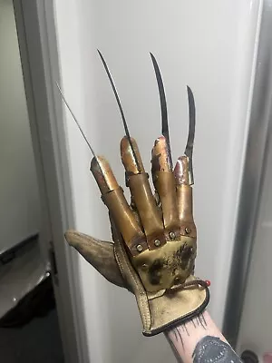 Freddy Krueger Custom Made Glove Part 1 Replica • £150