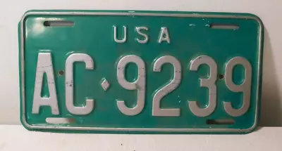 Vintage USA (Military) Green Silver License Plate- AC-9239 - • $19.99