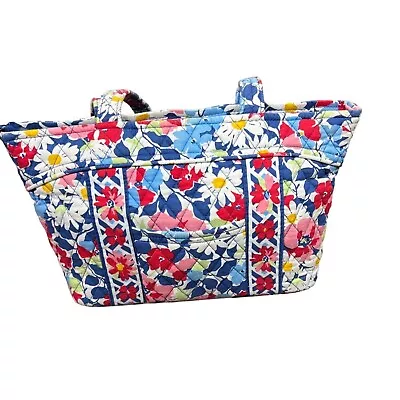 VERA BRADLEY  Summer Cottage  Tote EUC • $26