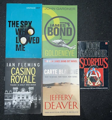 $35 • Buy Ian Fleming - James Bond Lot Of 5 Paperbacks
