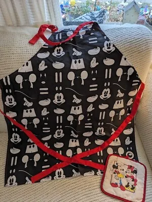 Disney Best Of Mickey Mouse Black White Kitchen Chef Cooking Apron W/Hot Pad • $17.99