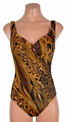 Miraclesuit Animal Print One Piece Underwire Swimsuit 8 NWOT • $60