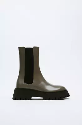 £36.99 • Buy New Zara Grey Leather Ankle  Boots With Track Sole Size 6/39