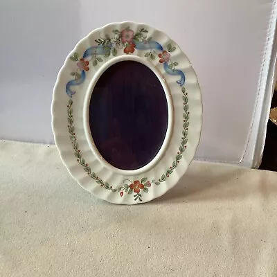 WEDGWOOD PICTURE FRAME Bone China Flowers Oval Photo Floral England 6.5” Ribbon • $22