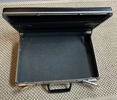 Black Vintage Samsonite Slim Briefcase  Hardshell Case Attaché - NO Key • $9.99