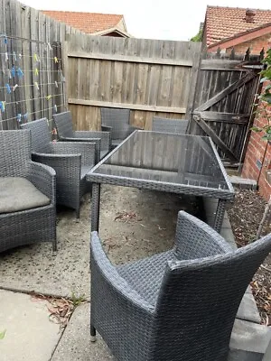 $100 • Buy 7 Piece Outdoor Dining Setting, Grey, Excellent Condition, Cushions Included 