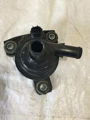 2004-2009 Toyota Prius Water Coolant Pump OEM • $49