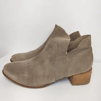 Seychelles Ankle Boots Women's Size 10 Gray Suede Side Zip • $28.99