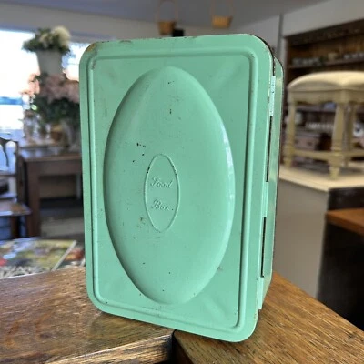 £12 • Buy Vintage Green Metal Sandwich Tin Lunch Box 1940s / 1950s Kitchenalia Decorative