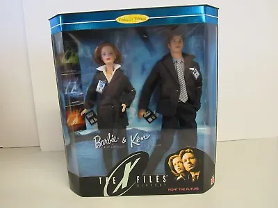 Mulder & Scully The X Files Barbie Gift Set 1998 Collector Edition Mattel 19630 • $59.99