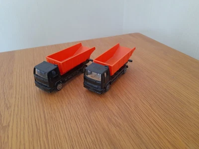 £9.90 • Buy Two Corgi Ford Cargo Trucks