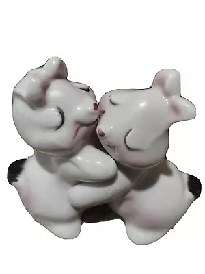 Van Tellingen Bunny Hugs Salt & Pepper Shakers Huggers Vintage Rabbits Easter  • $9.50