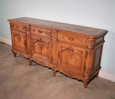 Large Vintage French Louis XVI Sideboard/Buffet In Solid Oak With Carved Doors • $2795