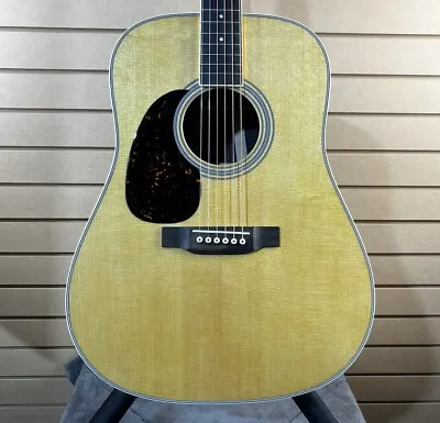 Martin D-35 Left-Handed Acoustic Guitar - Natural W/OHSC & PLEK*D #474 • $3399