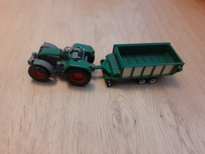 £5 • Buy Siku Fendt Favorit 926 Vario 1/64 With Farm Silage Trailer Missing Roof Box