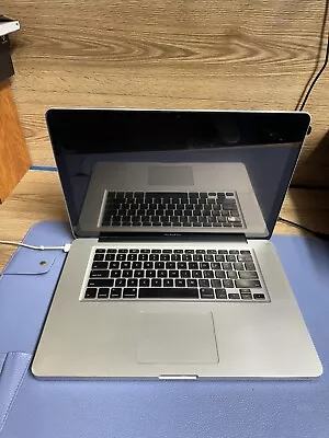 MacBook Pro Mid 2009 15 Inch 4GB RAM -  HDD - 2.66 Core 2 Duo Don’t Turn On • $39.99