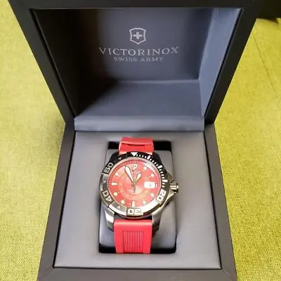 Victorinox Dive Master 500 • $1472.17