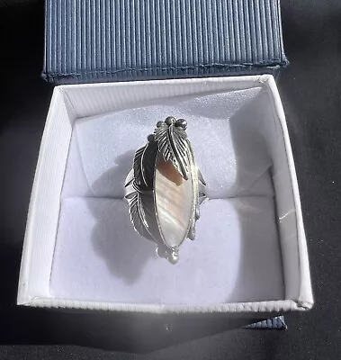 Beautiful Vintage Navajo Mother Of Pearl Long Leaf Ring Signed Sterling PP • $35