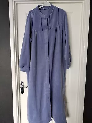 Damart Ladies Blue/Lilac House Coat Dressing Gown. Size 16-18 • £4.50