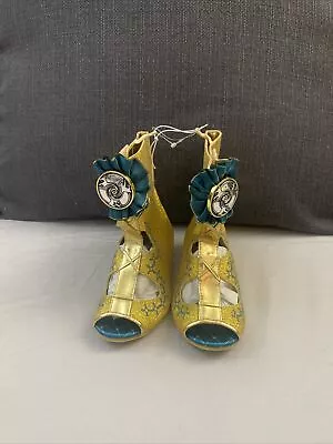 NEW Disney Store Merida Costume Dress Up Shoes 9/10 Brave • $20