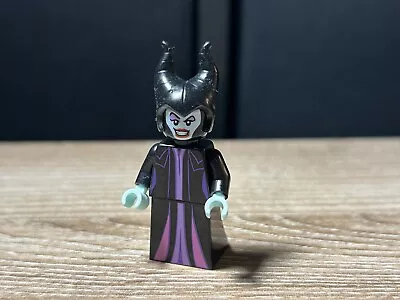 LEGO Disney Icons Maleficent Minifigure (dis127) • $9.99