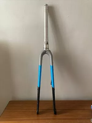 GENESIS Equilibrium CARBON FORK  W/ 1.5-1-1/8” Tapered Strr  Thru Axle Flat Mt • £69