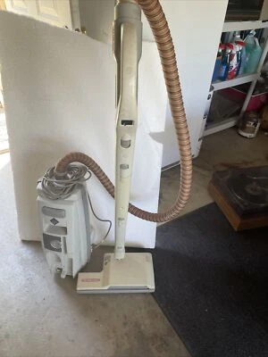 $65 • Buy Electrolux Epic Series 6500 SR  Vacuum Set  TESTED WORKING SEE PICTURES