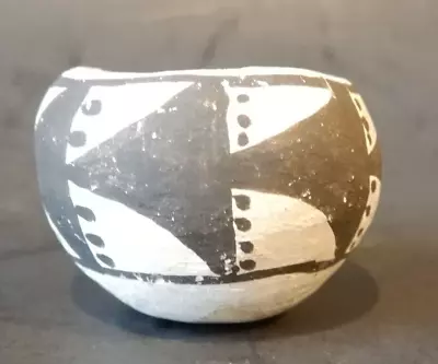 Vintage Miniature Acoma Pot 1  Tall • $19.77