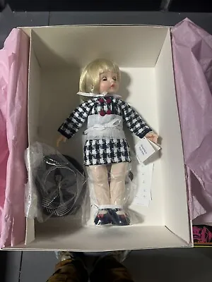 Madame Alexander Shopping In Paris Kelly Doll In Original Box • $97.49
