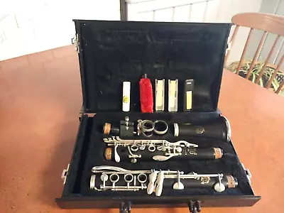 Vito 7214 Student Clarinet • $74.50