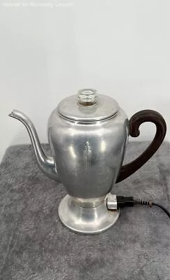 Vintage Mirro-Matic Electric Percolator Coffee Maker-102M 9 Cup-Tested • $39.99